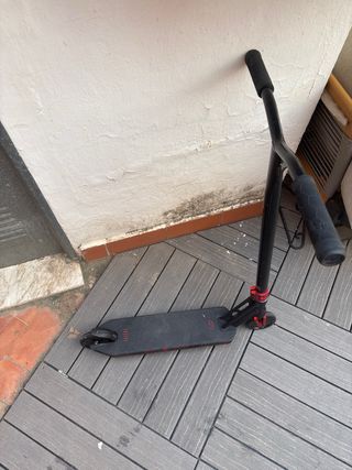 Scooter Stunt - Negro/Rojo