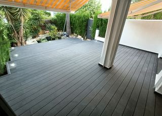 Composite decking flooring. tarima externo