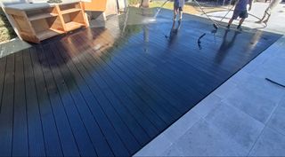 Composite decking flooring. tarima externo
