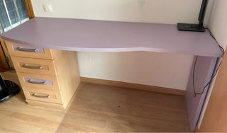 Conjunto de muebles para dormitorio.