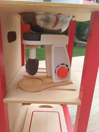 Cocinita madera infantil con accesorios