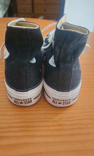 Converse negras altas