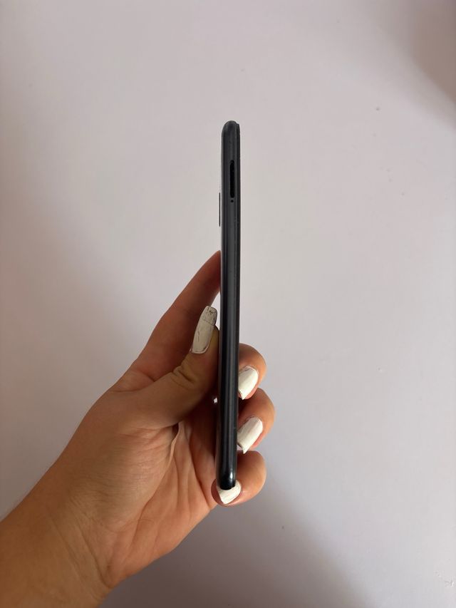 Samsung Galaxy A10 - schermo rotto
