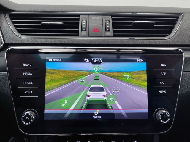 Skoda Superb Sportline 2.0 TDI 150CV