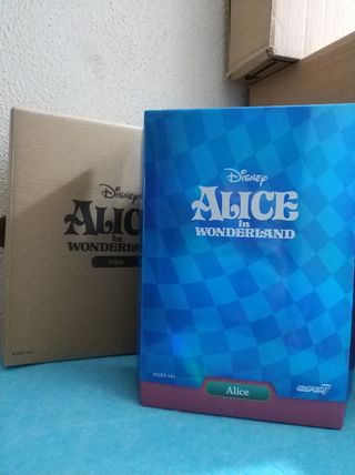 Figura Alicia País de las Maravillas Disney 