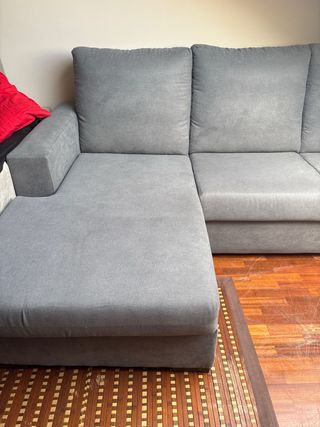 Sofá gris