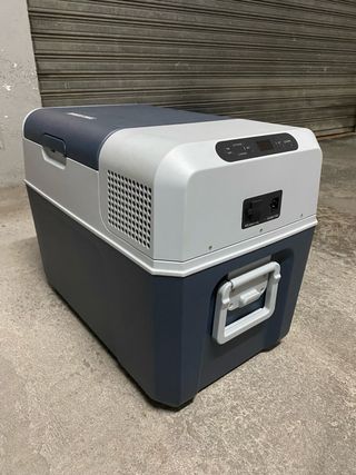 Nevera portátil Mobicool FR40 AC/DC 38L