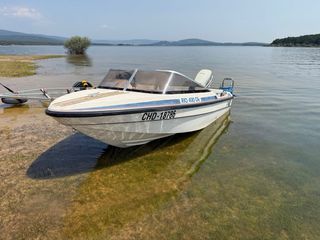 Barca motor Johnson 50cv Montmar.