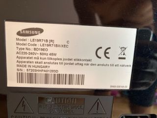 TV Samsung 19" - Monitor antiguo