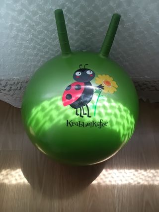 Bola saltar niño - Krabbelkäfer