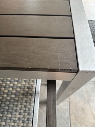 Mesa jardín + 8 sillas de aluminio y ratán