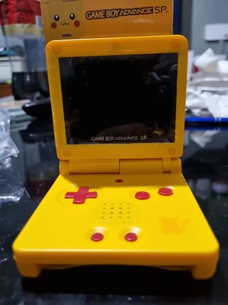 Game Boy Advance SP Pikachu