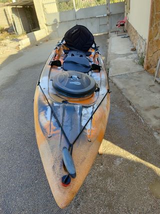 Kayak Ocean Kayak triden 13 con cañas de pesca