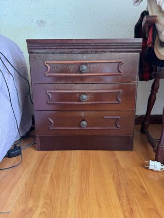 Dormitorio clasico de madera