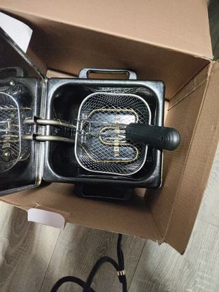 Freidora de acero inoxidable Elta - 1000W