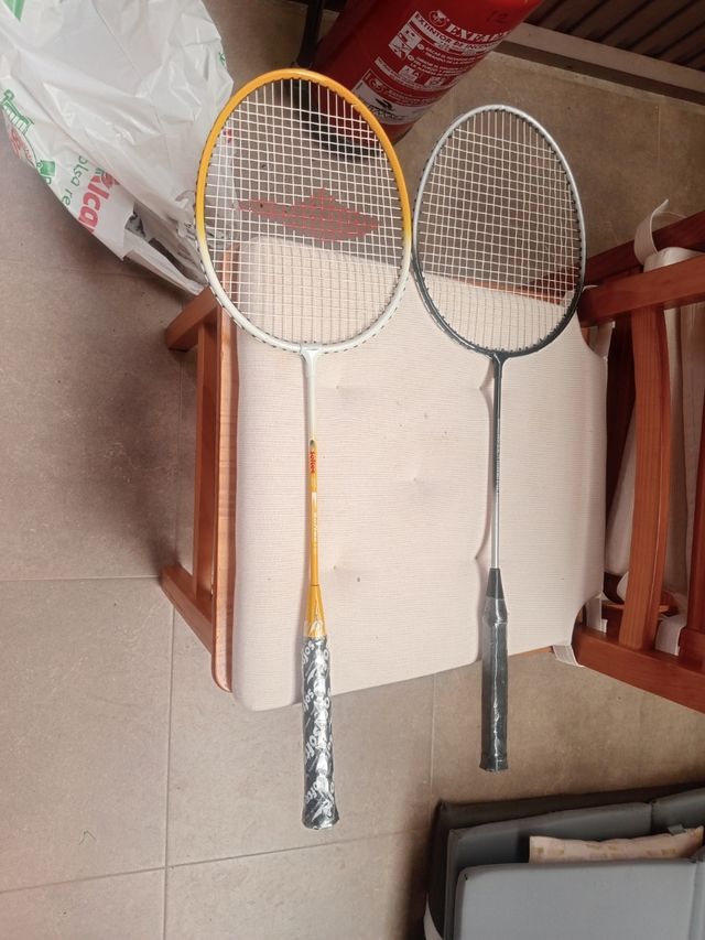2 racchette da badminton