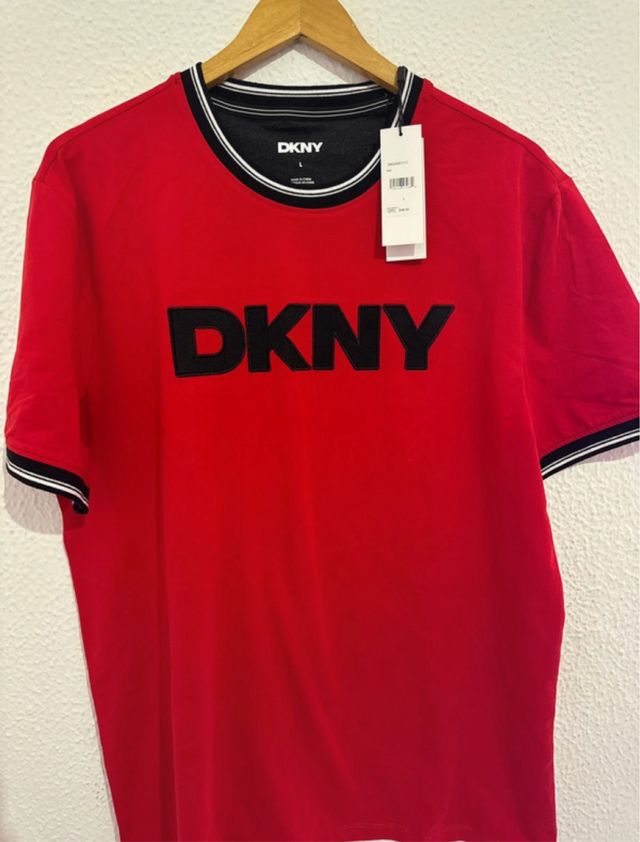 Camiseta DKNY roja - Talla L