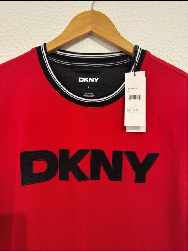Camiseta DKNY roja - Talla L