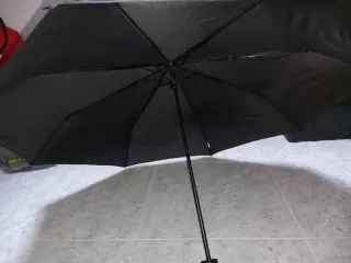 Paraguas plegable negro