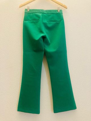 Pantalones rectos acampanados - verdes