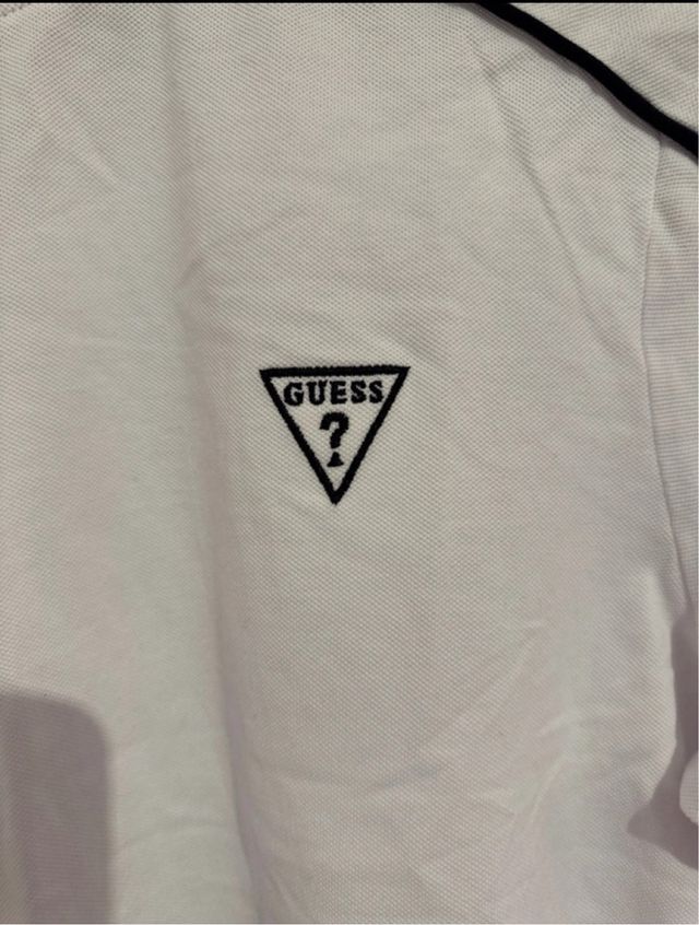 Camiseta Guess blanca