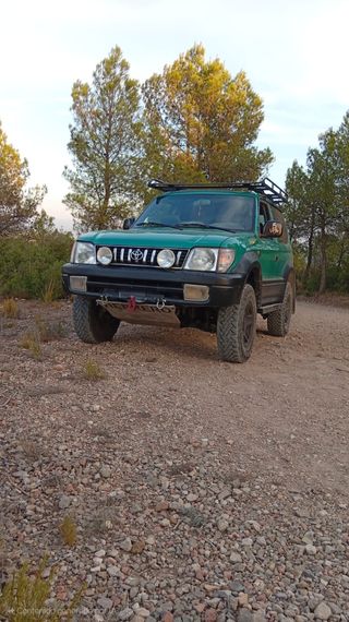toyota land cruiser 90 automática  2003