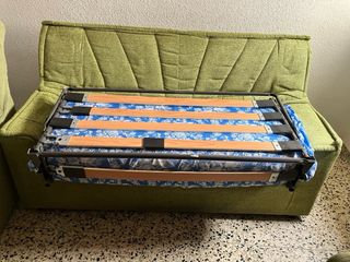Sofá cama verde oliva