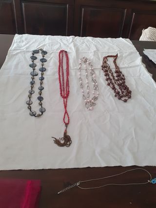 4 Collane lunghe colorate