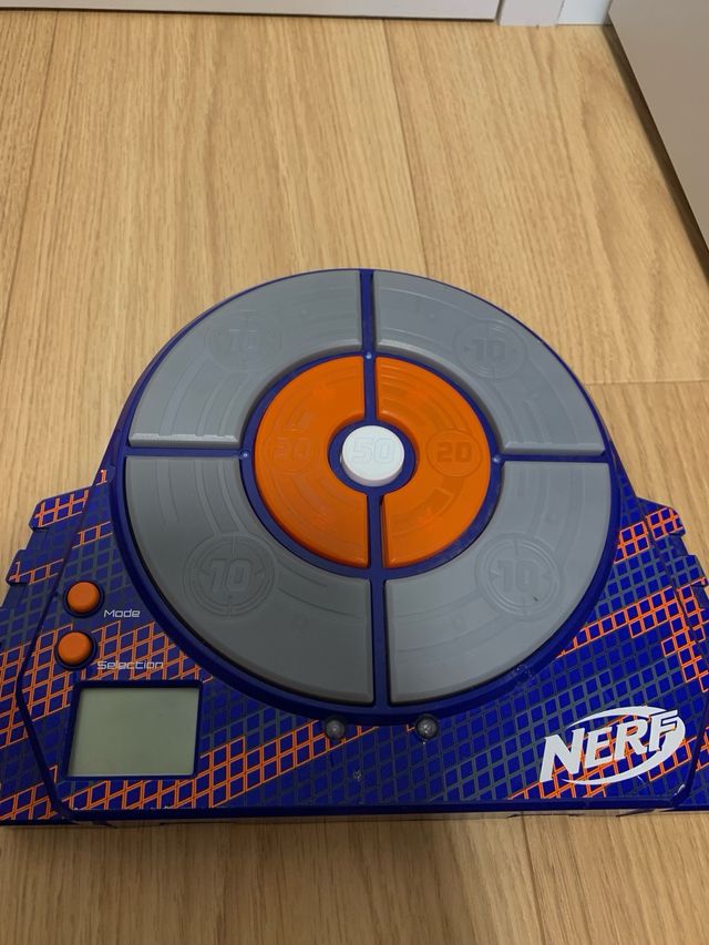 Nerf Fortnite + 9 dardos y accesorios