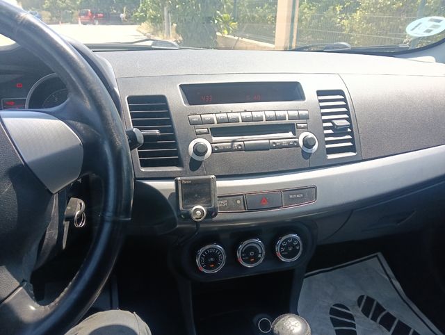 Mitsubishi Lancer 2010