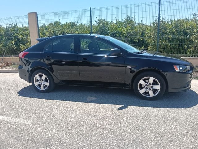 Mitsubishi Lancer 2010