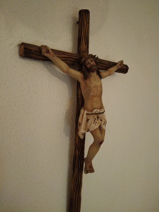 Jesucristo en la cruz 
Para colgar en la pared 
