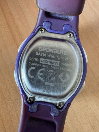 Reloj Geonaute morado
