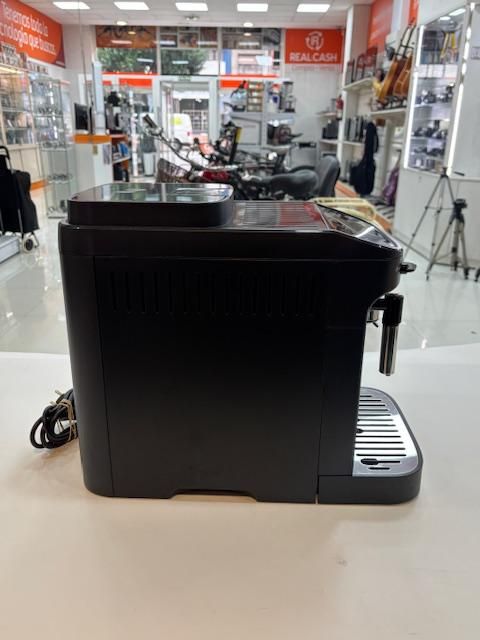 CAFETERA SUPERAUTOMATICA DELONGHI MAGNIFICA EVO