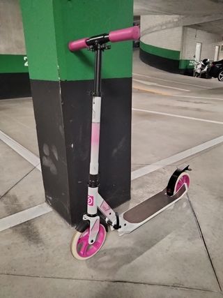 Patinete niña rosa