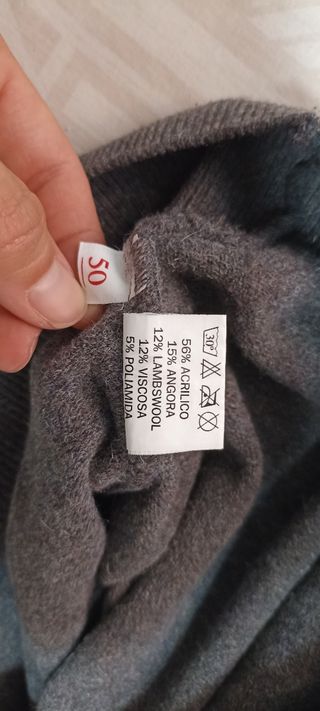 Jersey hombre talla 50 pero pequeña, corresponde a