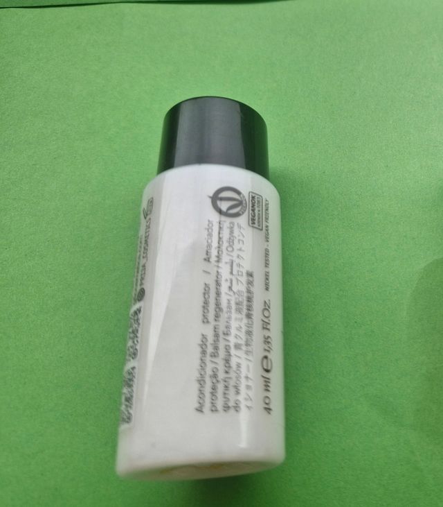 Acondicionador PRIJA - Extracto de nuez