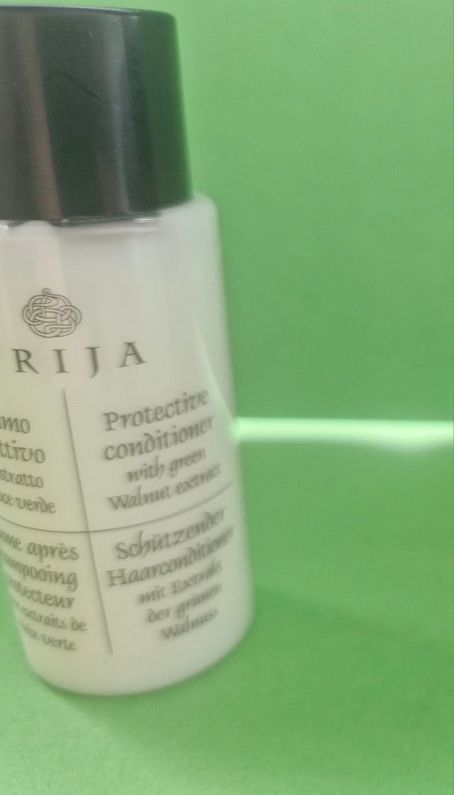 Acondicionador PRIJA - Extracto de nuez