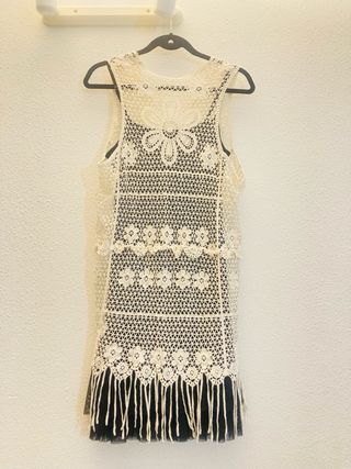Chaleco crochet beige con flecos - Talla única