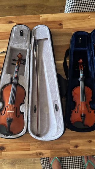 2 violini per bambini 50 euro ciascuno 1-55cm 2-45cm