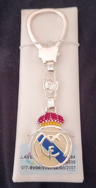 Llavero Real Madrid plata
