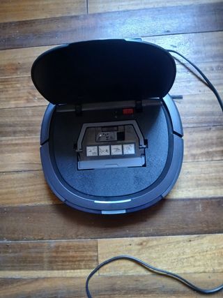 Robot aspirador DEEBOT