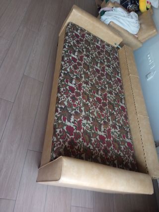 SOFA CAMA + 2 SILLONES 