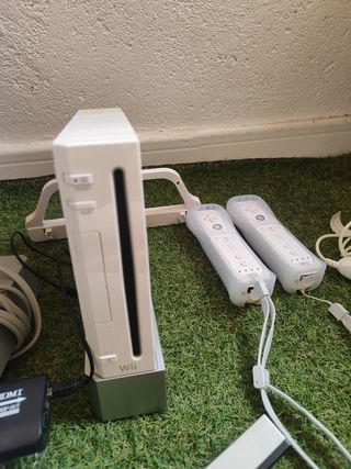 Nintendo Wii blanca Consola completa y accesorios