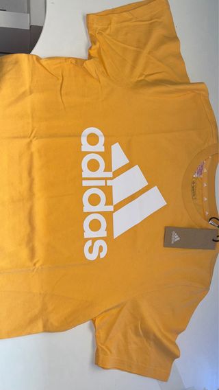 Camiseta Adidas amarilla 