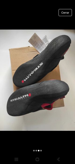 Pies de gato escalada - Gris y Rojo