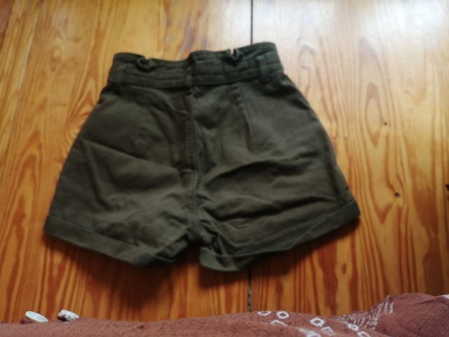 Shorts mujer - color verde oliva