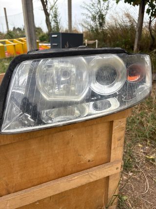 Faros Audi A4 B6 - Delanteros