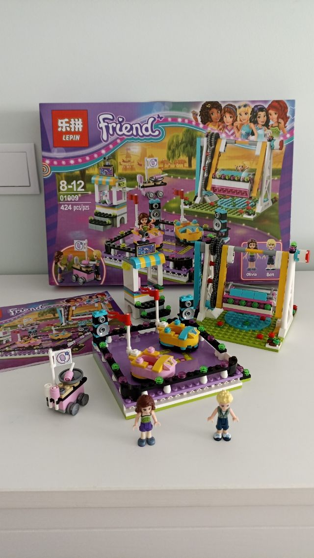 Friend Parque atracciones coches de choque