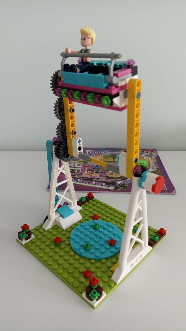 Friend Parque atracciones coches de choque